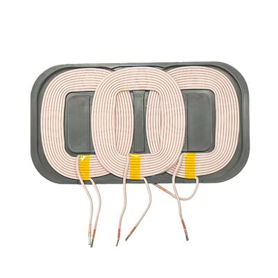 comprare 25W Fast Charging Wireless Charging Coil with 3 Coil Design for Multi-Device Charging in A6 Car fabbricazione online