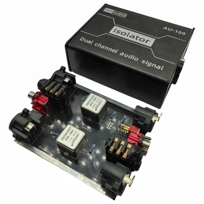 Isolatore audio per la riduzione del rumore stereo
